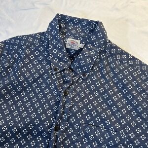 Faherty Men's Short‎ Sleeve Button Down Shirt L Blue Geometric Pattern Casual